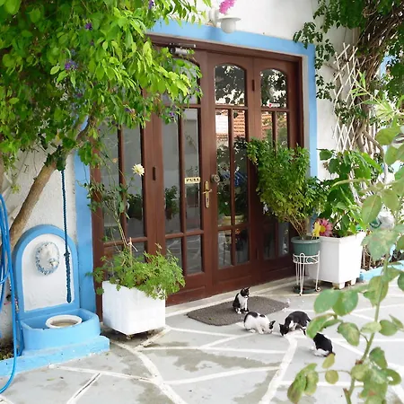 Mertonas Apartmanhotel 2*