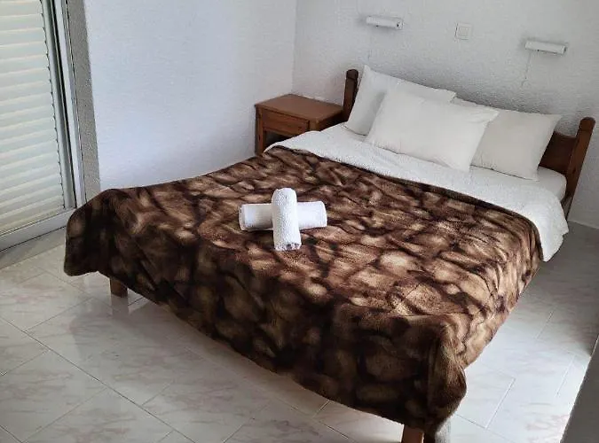 Mertonas Apartmanhotel 2*
