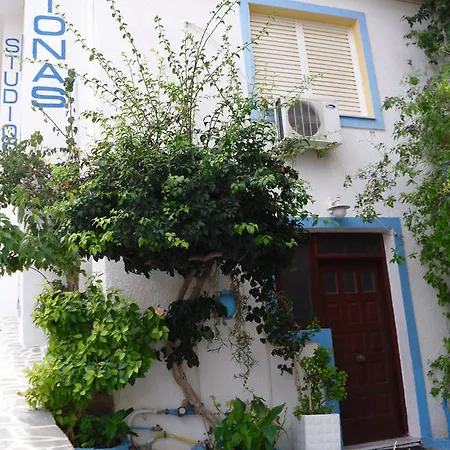 Mertonas Karpathos
