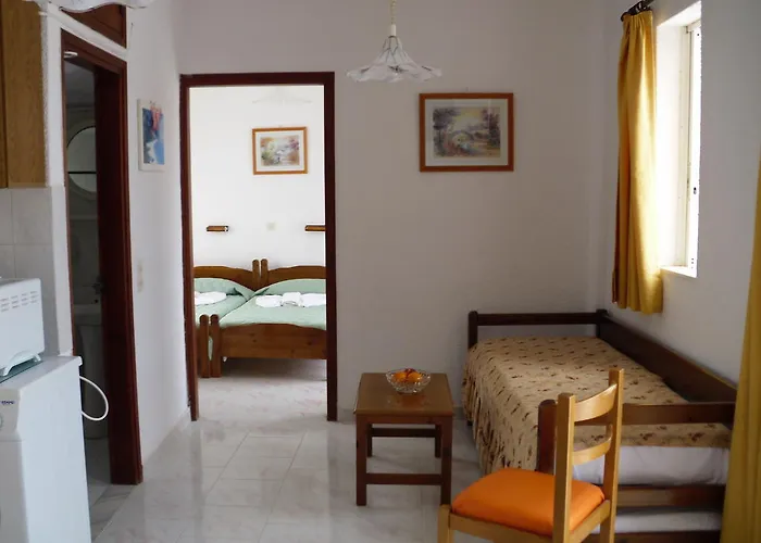 شقة فندقية Mertonas Studios 2*